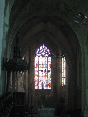 eglise-saint-emilion-vitrail.jpg